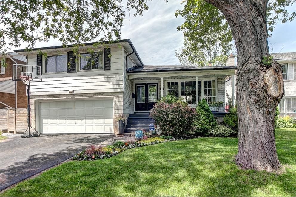 150 Allanhurst Dr