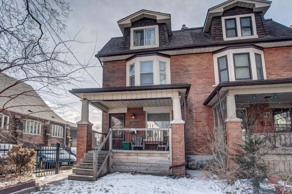 11 Hewitt Avenue Kim Kehoe